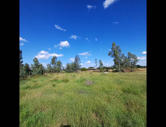 1,122M² VACANT LAND FOR SALE IN KOOKRUS